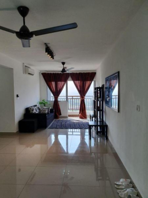 Apartment Servis UITM Puncak Alam